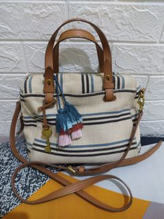 (Kategori: ) berada di . Dikirim oleh didave (ID iklan 1091659787, Gambar 1). Deskripsi: .