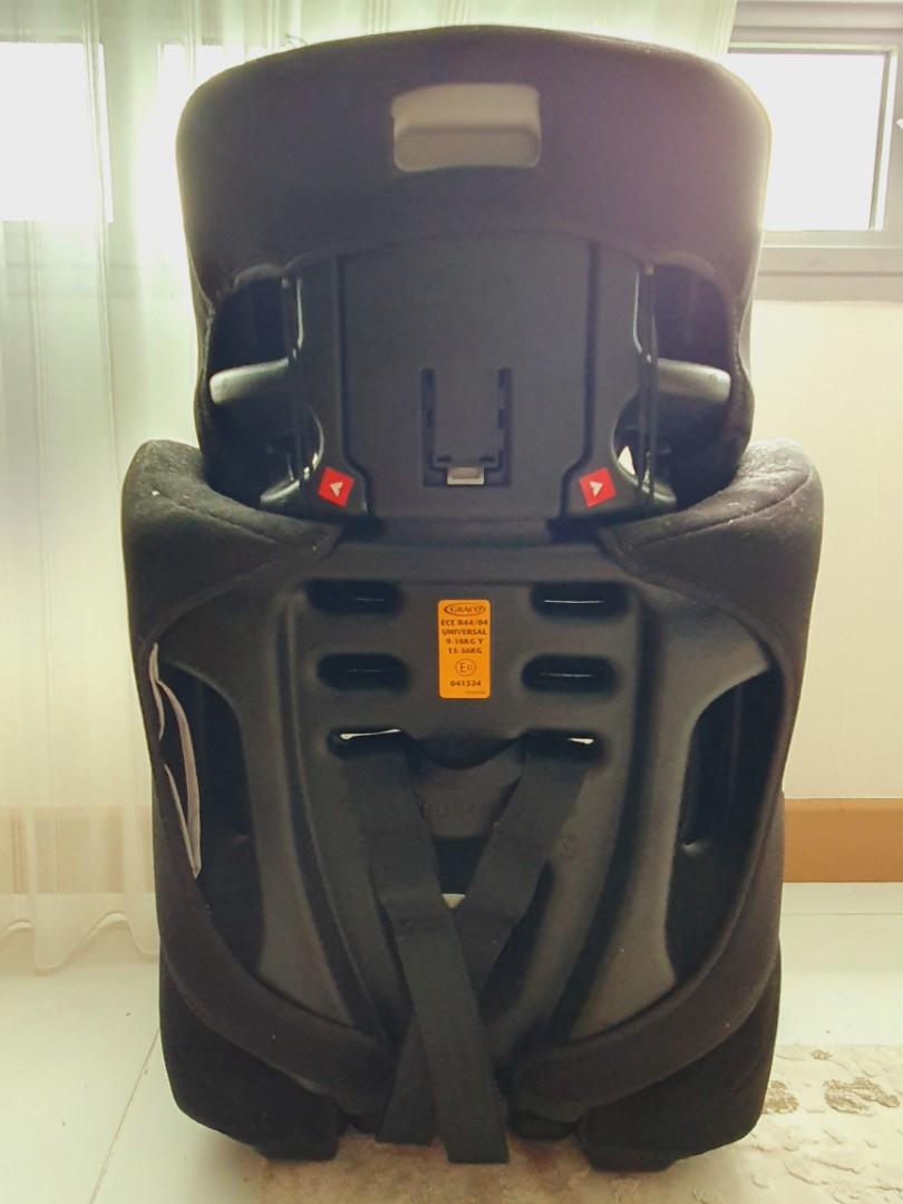 Graco Car Seat ECE R44/04 - Universal, Babies & Kids, Going Out, Car ...