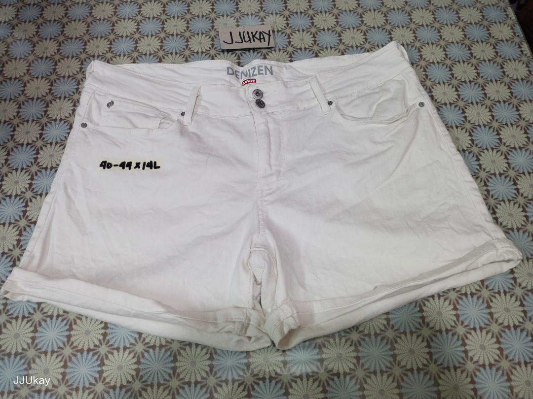 denizen white shorts