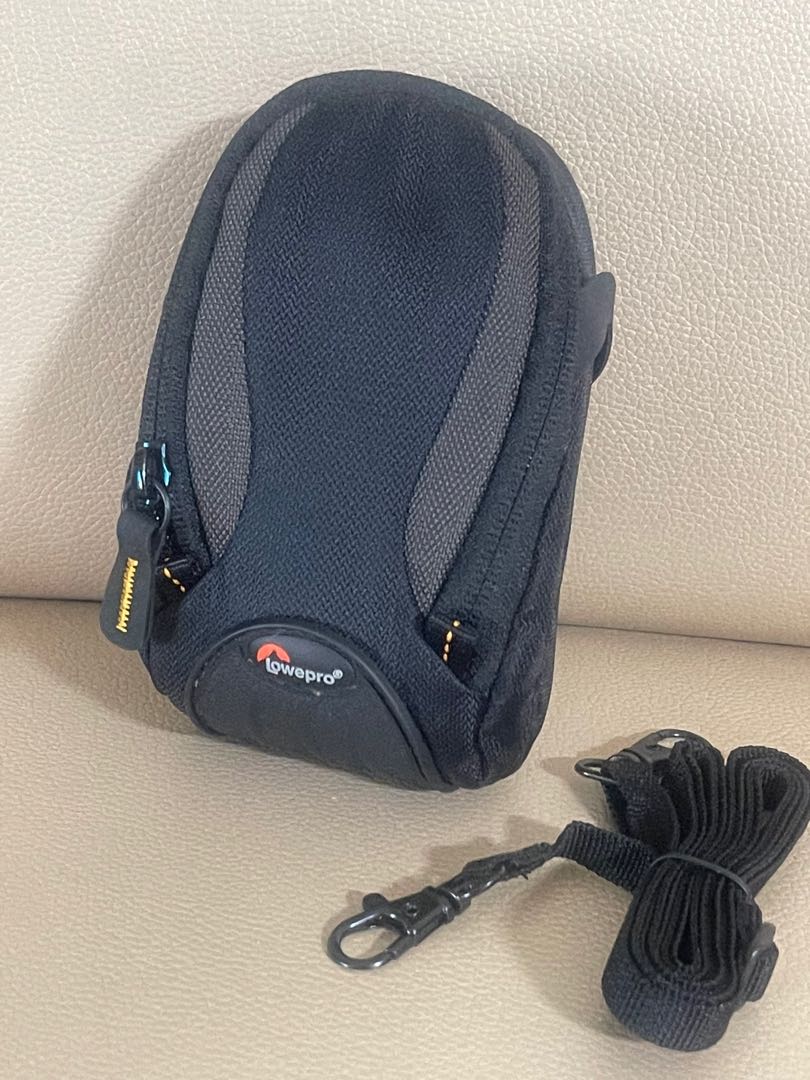 lowepro small pouch
