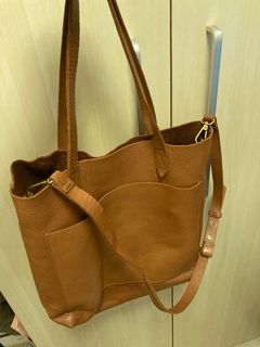 （分類：）位於 。 由 gi.seller 提交（商品編號 1091685724，圖片 1）。簡介： 。