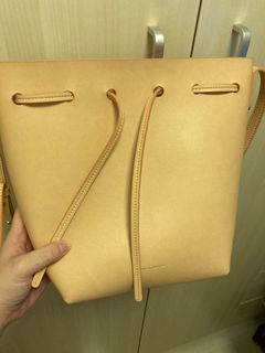 （分類：）位於 。 由 gi.seller 提交（商品編號 1091685952，圖片 1）。簡介： 。