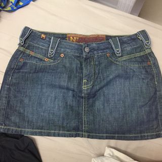 （分類：）位於 。 由 hsieheish 提交（商品編號 1091602999，圖片 1）。簡介： 。