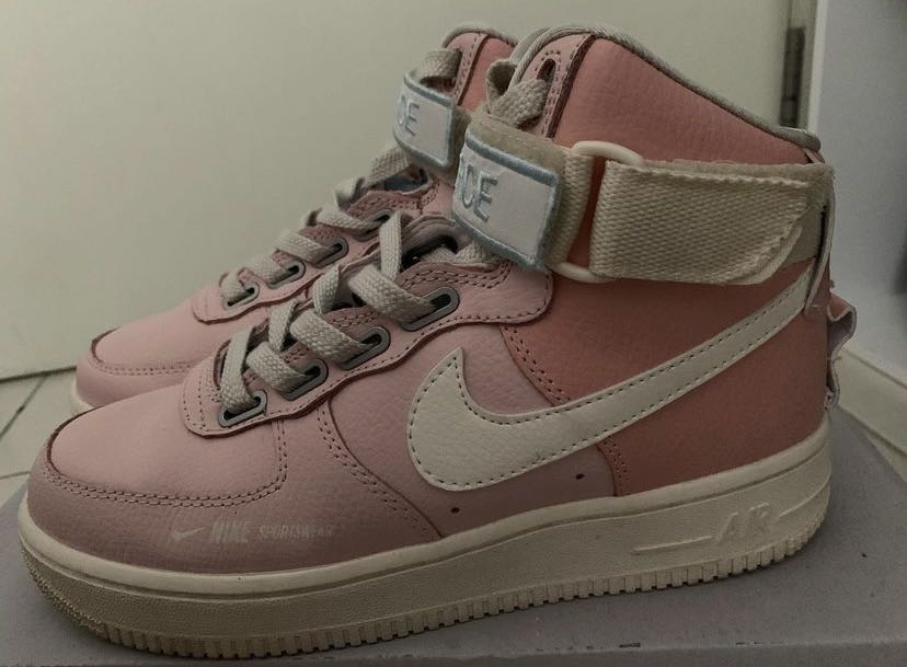 Nike air force 1 utility echo pink hotsell