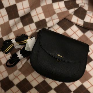 （分類：）位於 。 由 vileevalaa 提交（商品編號 1091677487，圖片 1）。簡介： 。