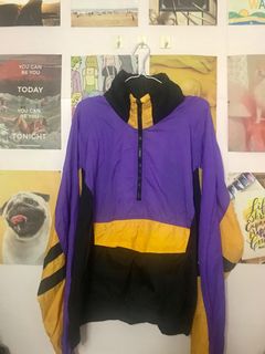 (Category: ) located in . Submitted by prelovedbyeiraa (Listing ID 1091599406, Image 1). Description: .