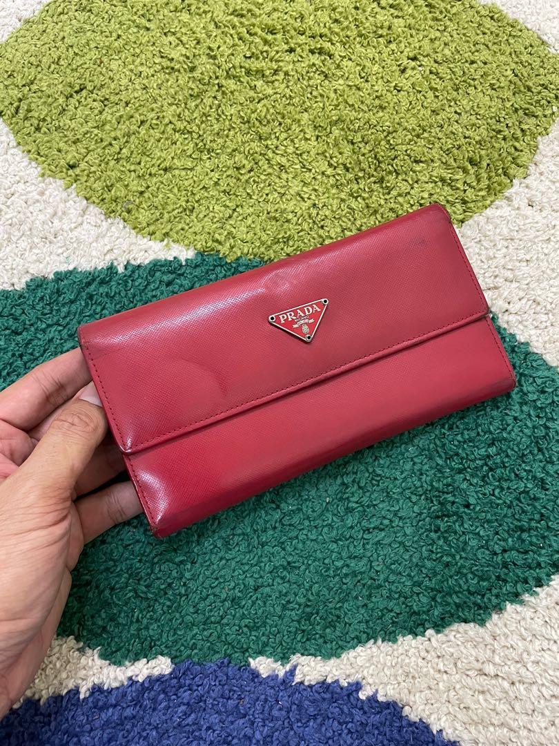 prada wallet italy