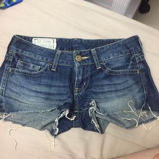 （分類：）位於 。 由 hsieheish 提交（商品編號 1091598276，圖片 1）。簡介： 。