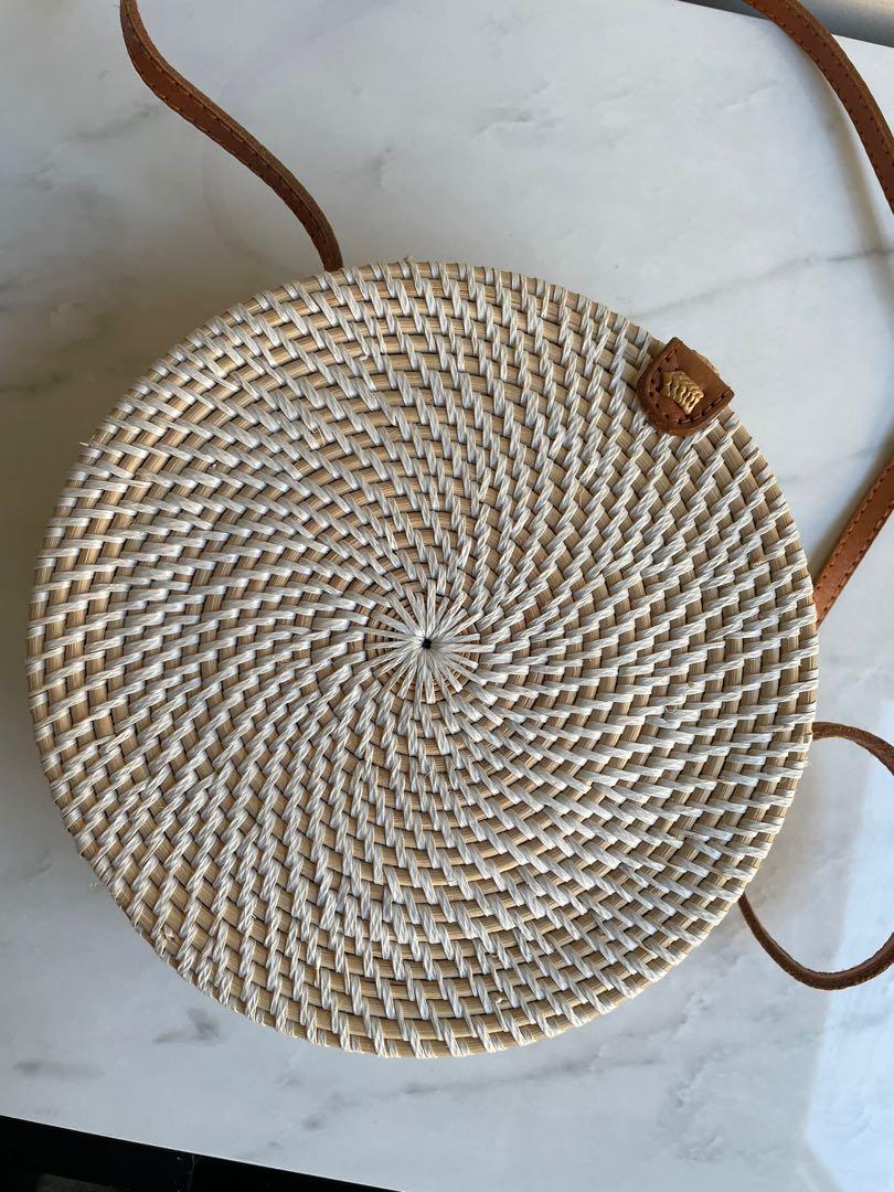 Round rattan clearance bag sportsgirl