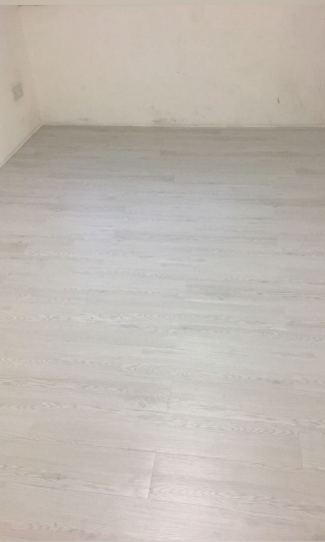 Premium Stick On Diy White Oak Vinyl Tiles Bulk Cheap Furniture Home Living Home Decor Carpets Mats Flooring On Carousell