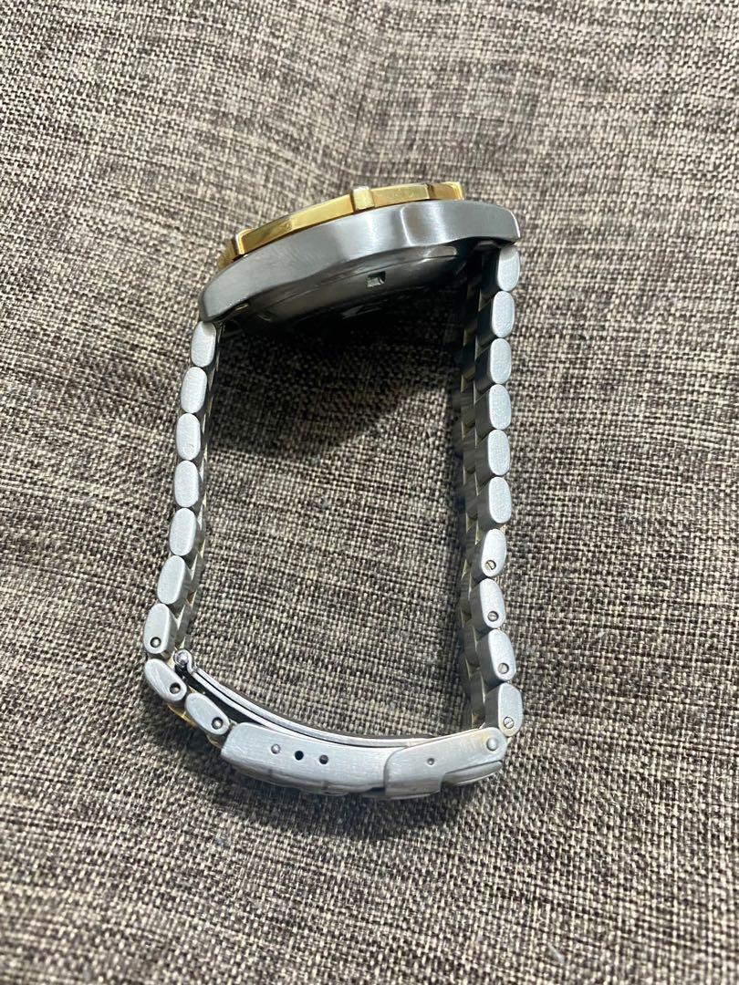 Tag Heuer Professional Automatic Twotone WK2221 Junior Size (Category: Luxury Watches) located in Manila. Submitted by jperks0102 (Listing ID 1091535907, Image 2). Description: Good condition! Visit my fb page, MyWatch0102. Thank you.