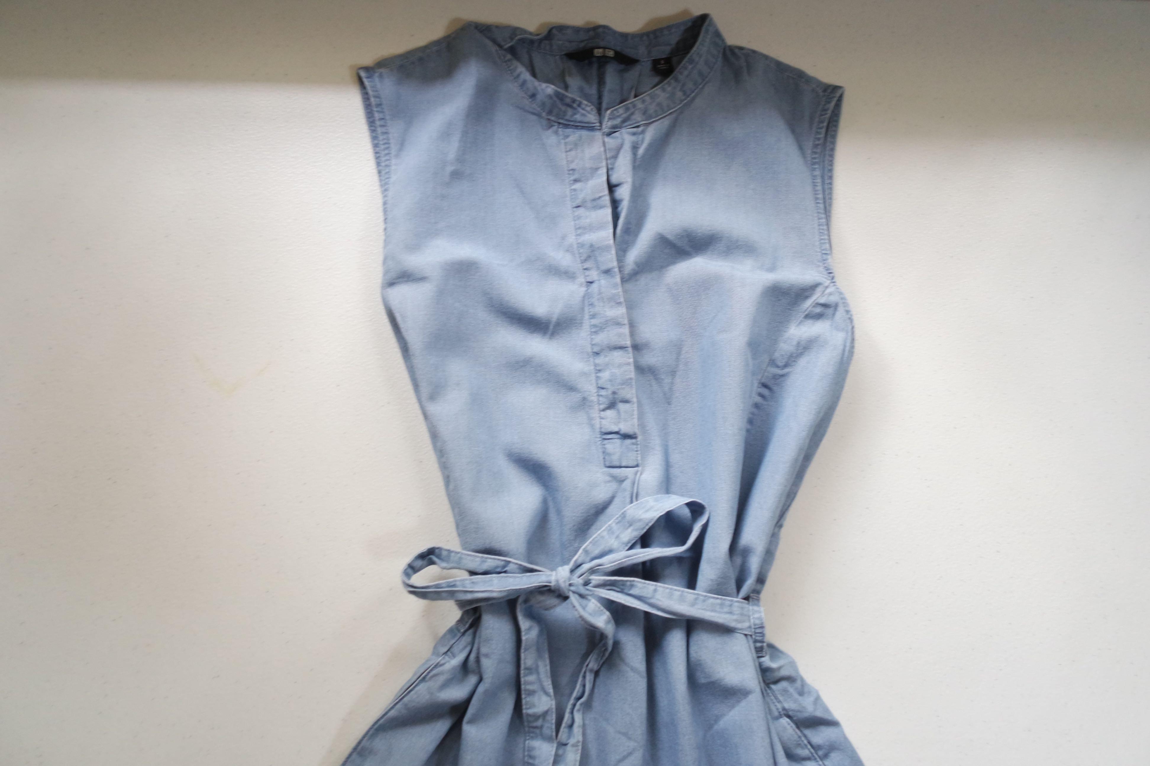 Uniqlo Light Denim Dress (Category: Evening dresses & gowns) located in Baguio. Submitted by periwinkled (Listing ID 1091597761, Image 2). Description: Only used once In good condition Size Small Shopee checkout may be requested.