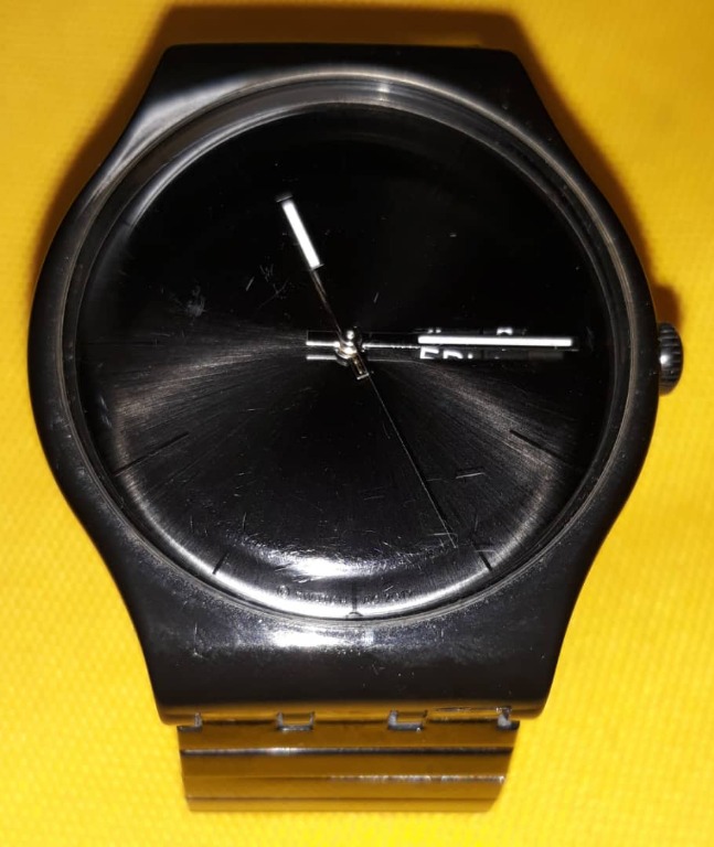 Watch swatch sr1130sw black colour faulty