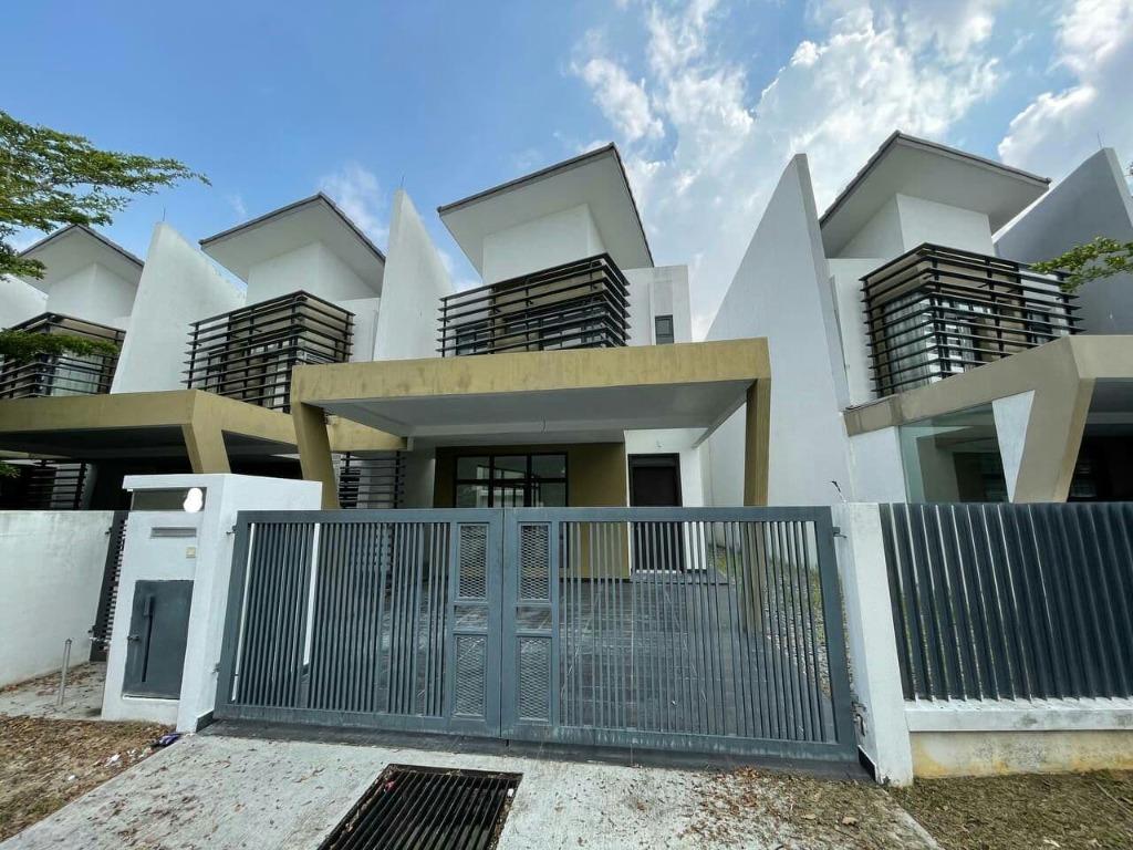 Wts Laman Glenmarie Freehold Non Bumi Phase 1 Property For Sale On Carousell