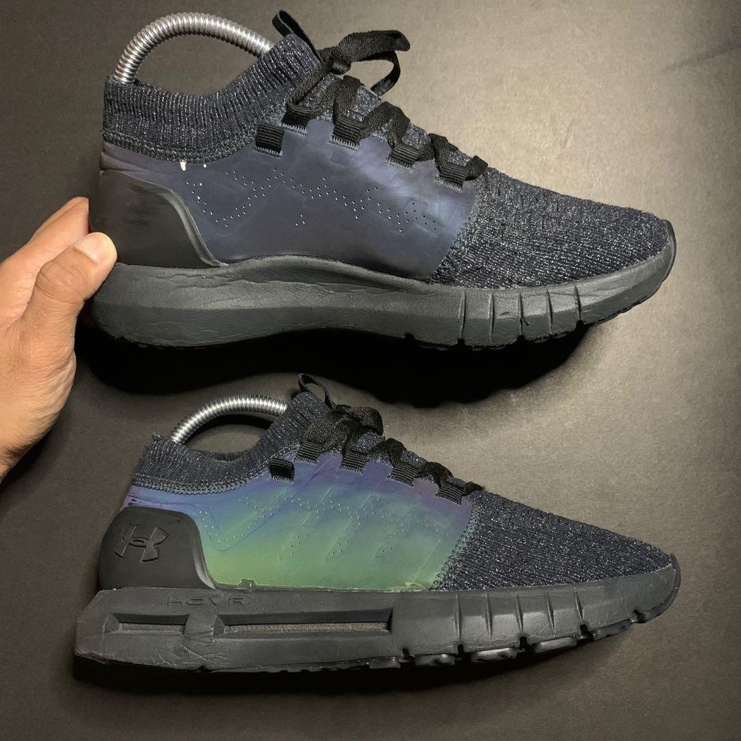 Under armour hovr phantom reflective top