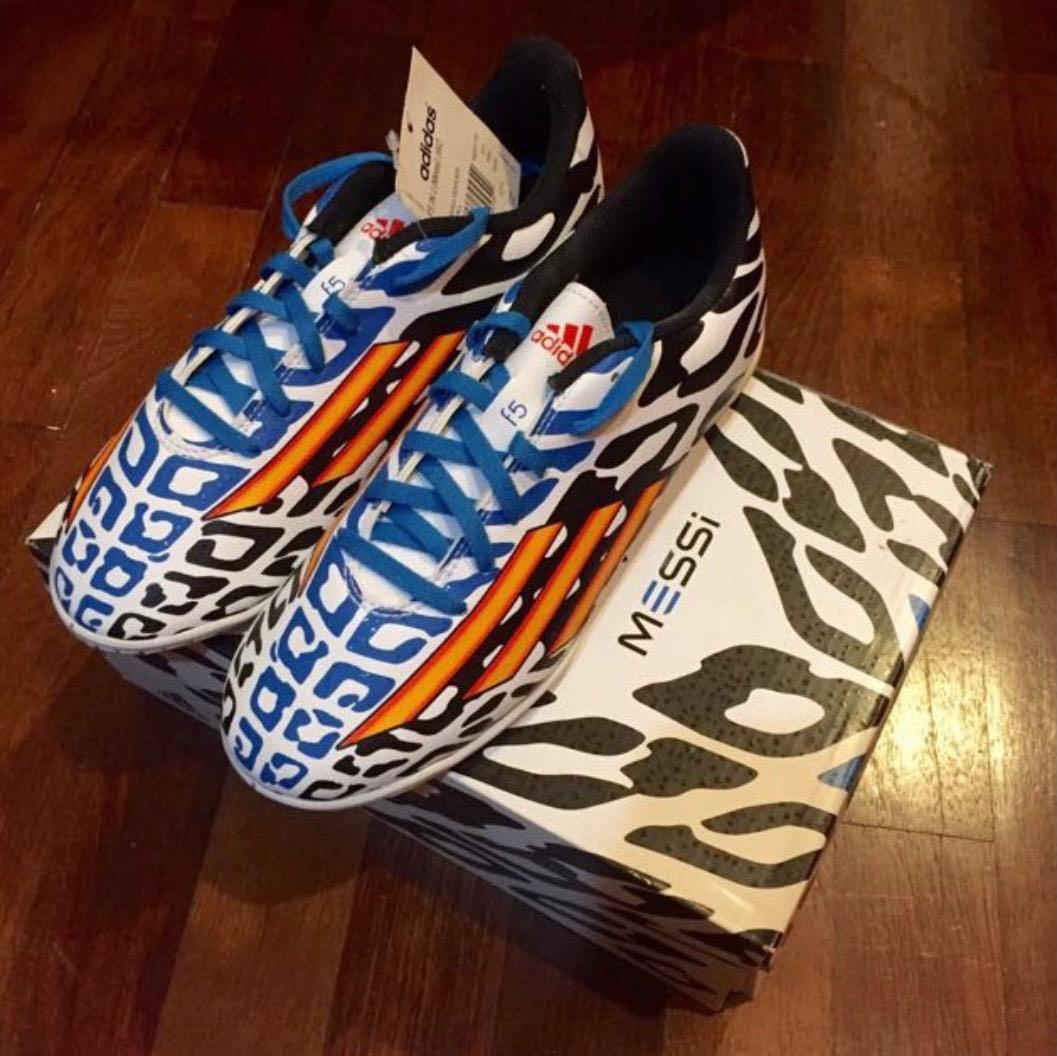 Adidas f5 futsal store