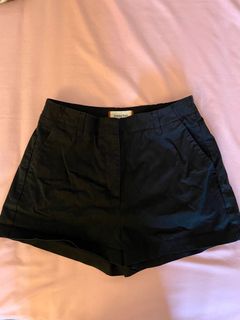 (Category: ) located in . Submitted by shopwithceee (Listing ID 1095650349, Image 1). Description: .