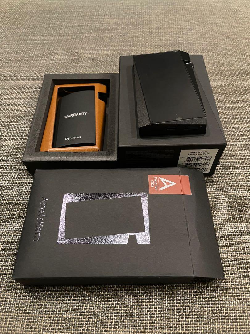 Astell & Kern SR25 Onyx Black with Tan SR25 Leather Case