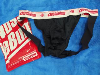 (Category: ) located in . Submitted by undies_studio (Listing ID 1095504665, Image 1). Description: .