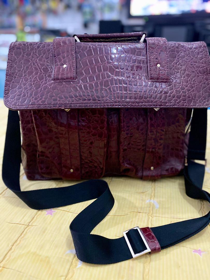 Beg Kulit Buaya Jenama Charlie Keith Women S Fashion Bags Wallets On Carousell