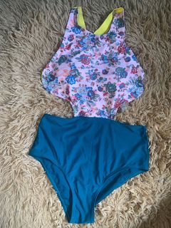 (Category: ) located in . Submitted by lanille (Listing ID 1095443979, Image 1). Description: .