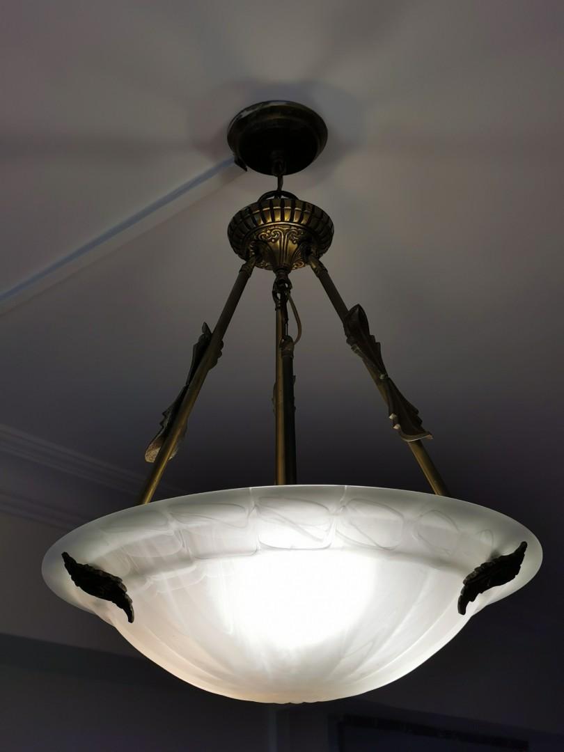 Ceiling lighting (Category: Lighting) located in Singapore. Submitted by graceng.hee (Listing ID 1095495441, Image 1). Description: Rustic ceiling lighting. Simple and unique design. Great for placement at dinning area. Comes with warm white light tone which gives a cosy warm ambience. Used 3 x E27 light bulbs. Well maintained. Can view from pictures. Self collect at Choa Chu Kang area..
