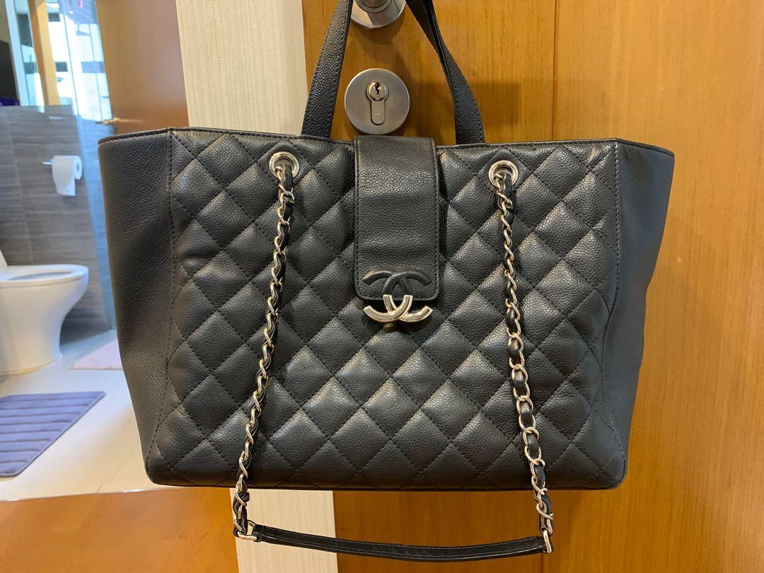 Chanel Limited Edition Tote Bag (2015 series), Luxury, Bags & Wallets on  Carousell