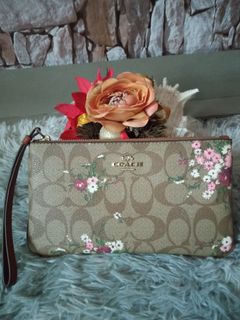 (Kategori: ) berada di . Dikirim oleh buboopreloved (ID iklan 1095651103, Gambar 1). Deskripsi: .
