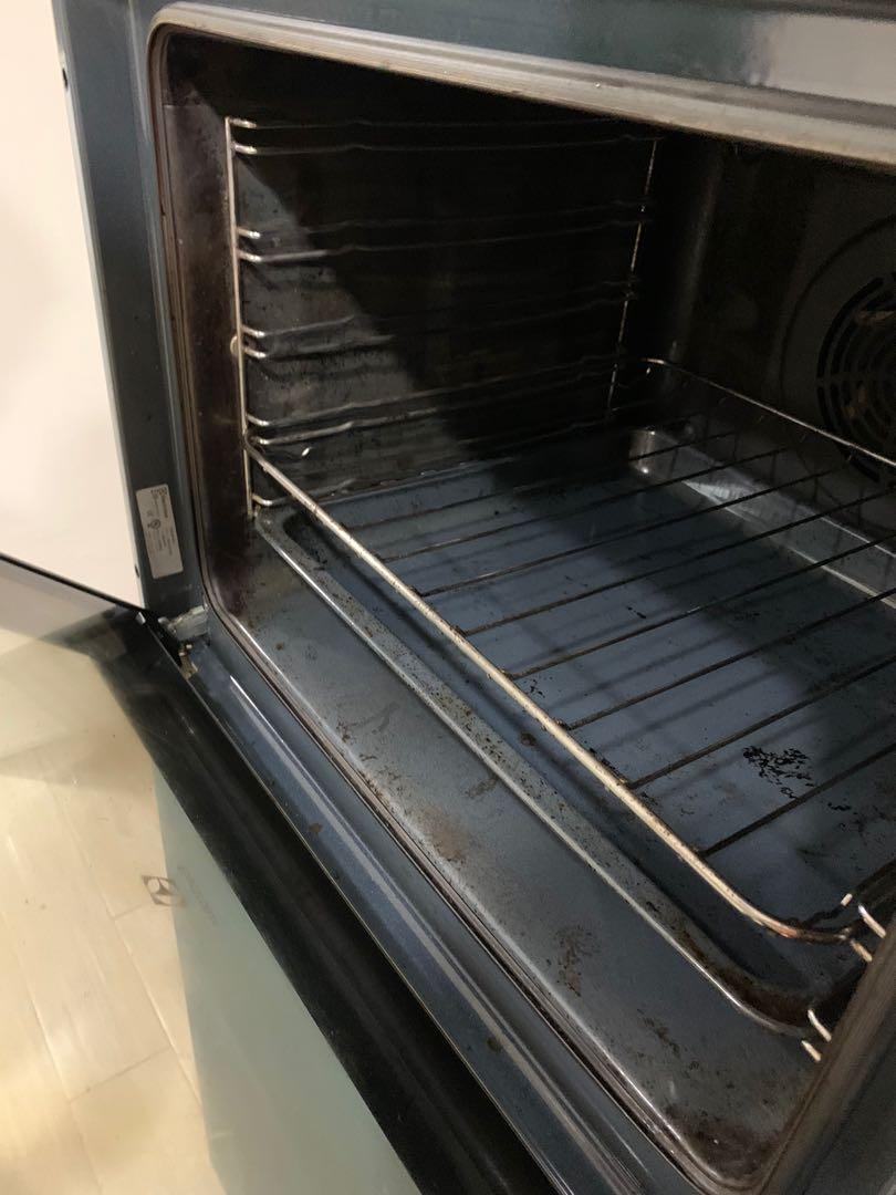 Electrolux built in Oven with grill function, TV & Home Appliances
