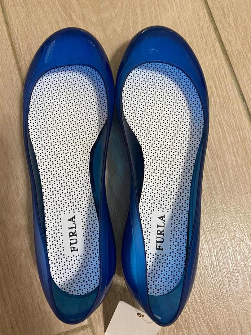 Furla rain shoes flat 藍色平底鞋, 女裝, 鞋, 平底鞋- Carousell