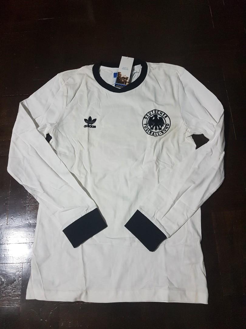 Number beckenbauer jersey Page 3
