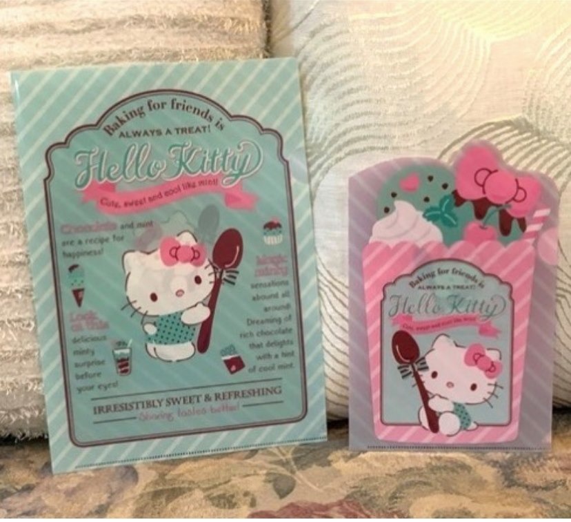 Hello kitty file folder set, Everything Else, Others on Carousell