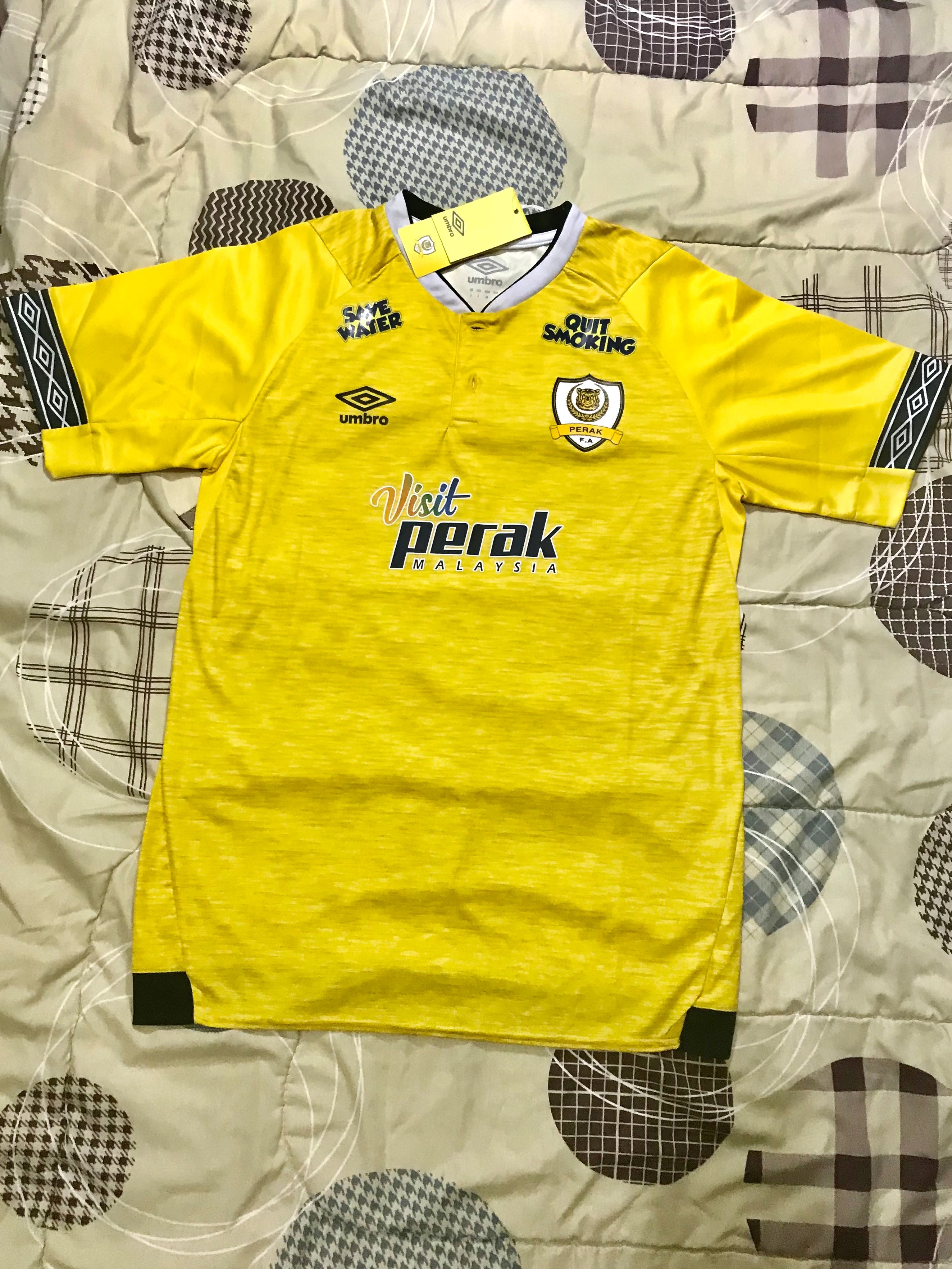 Jersi perak 2019 umbro 2025
