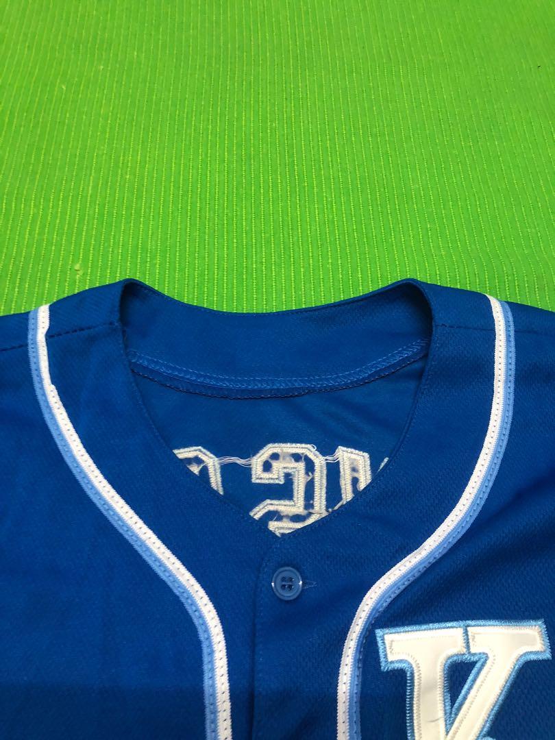 MLB KC ROYALS V-NECK JERSEY, Men's Fashion, Activewear on Carousell