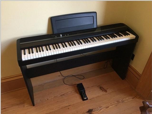 Korg Sp 170s Digital Piano Music Media Music Instruments On Carousell