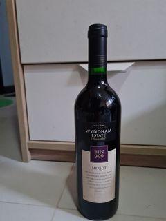 Merlot wine..wyndham estate (bin 999)