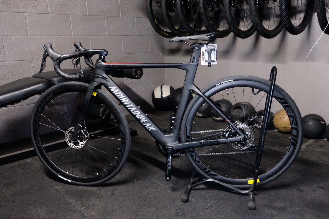 Mountainpeak Rexton Carbon Roadbike Sports Equipment Bicycles