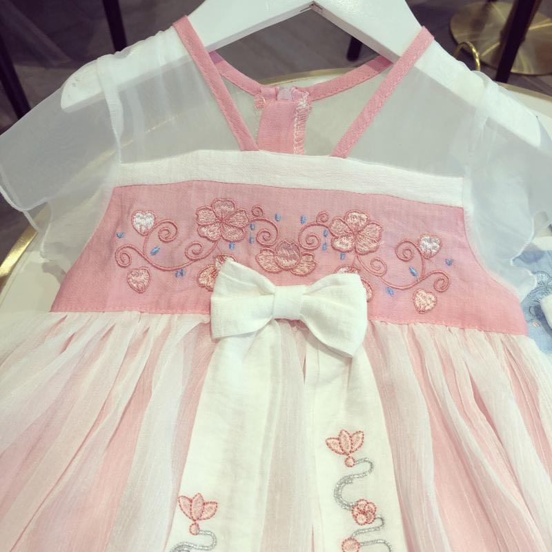 modified hanbok