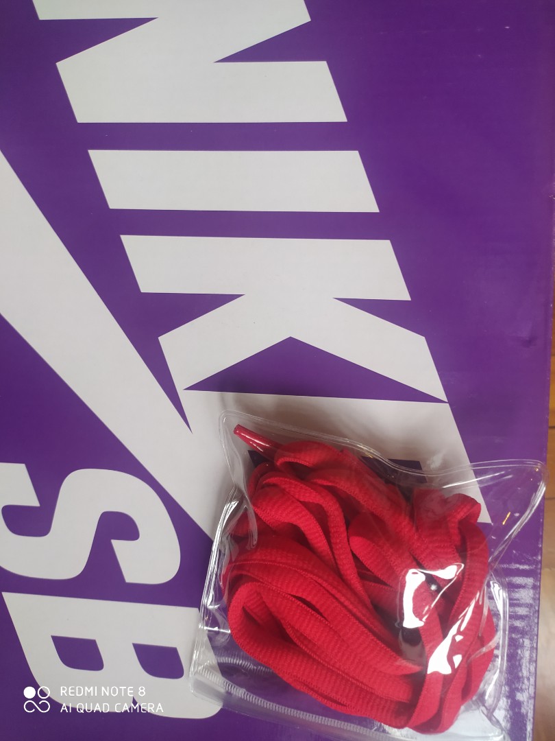 Nike SB red laces, Men's Fashion, Footwear, Sneakers on Carousell