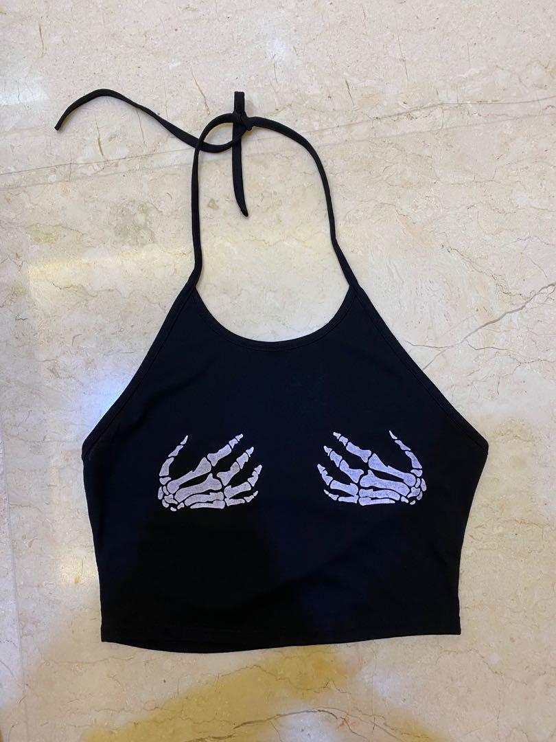 Skull hands crop top sale