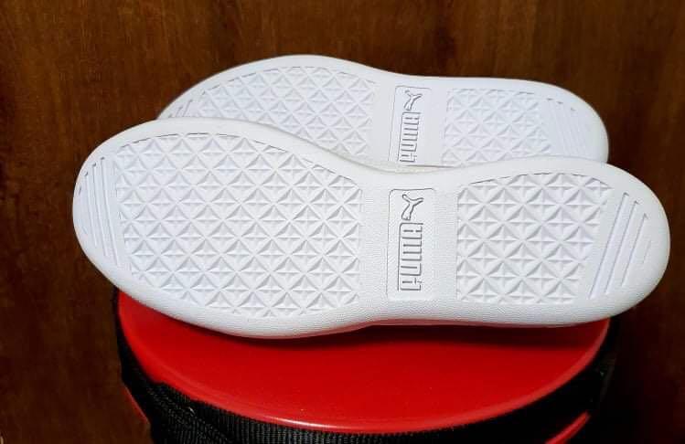 Puma Soft Sole Women s Fashion Footwear Sneakers on Carousell