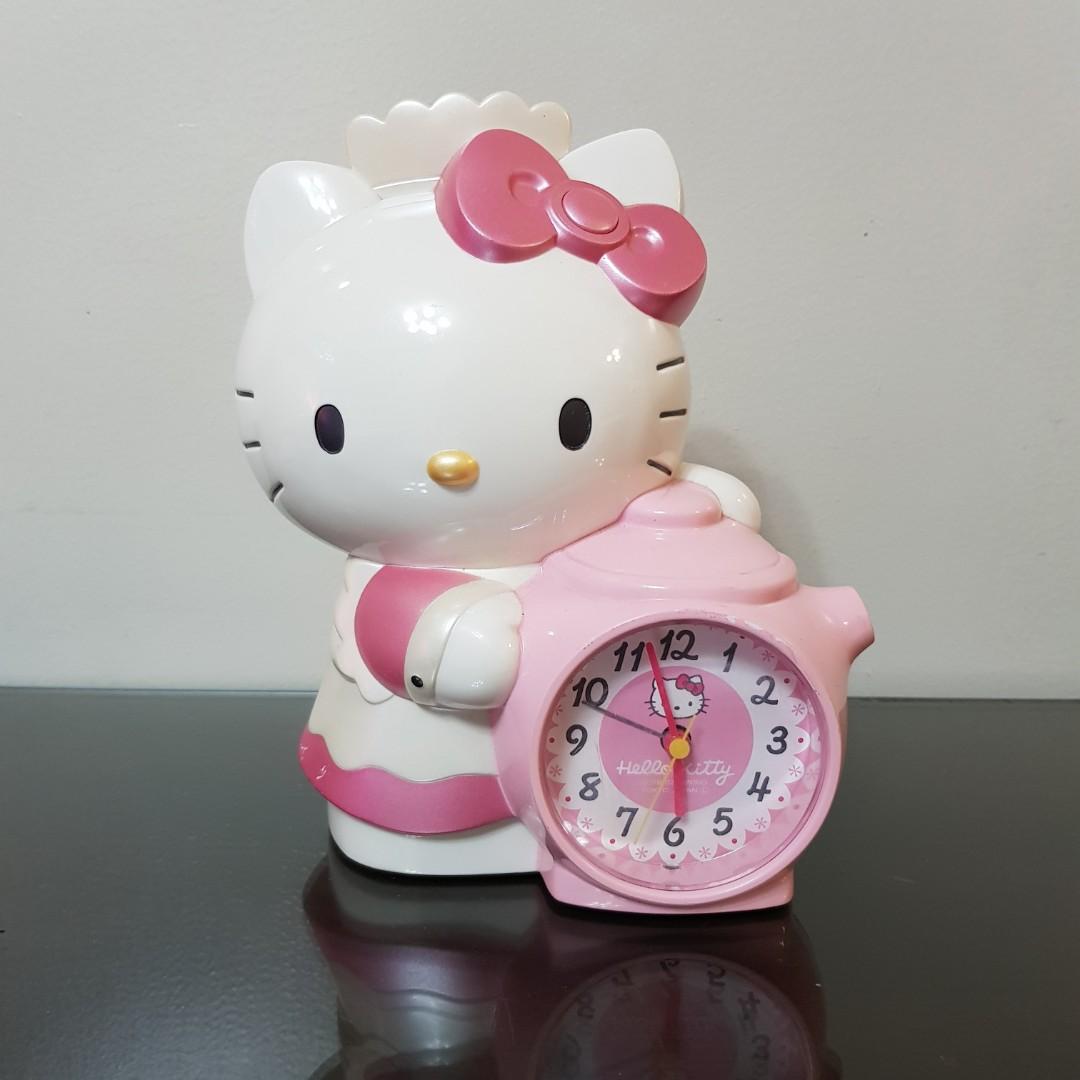 Sanrio 2002 - Hello Kitty - Alarm Clock (Working) (Category: Clocks) located in Mandaluyong City. Submitted by urumikanzaki (Listing ID 1095647225, Image 2). Description: .