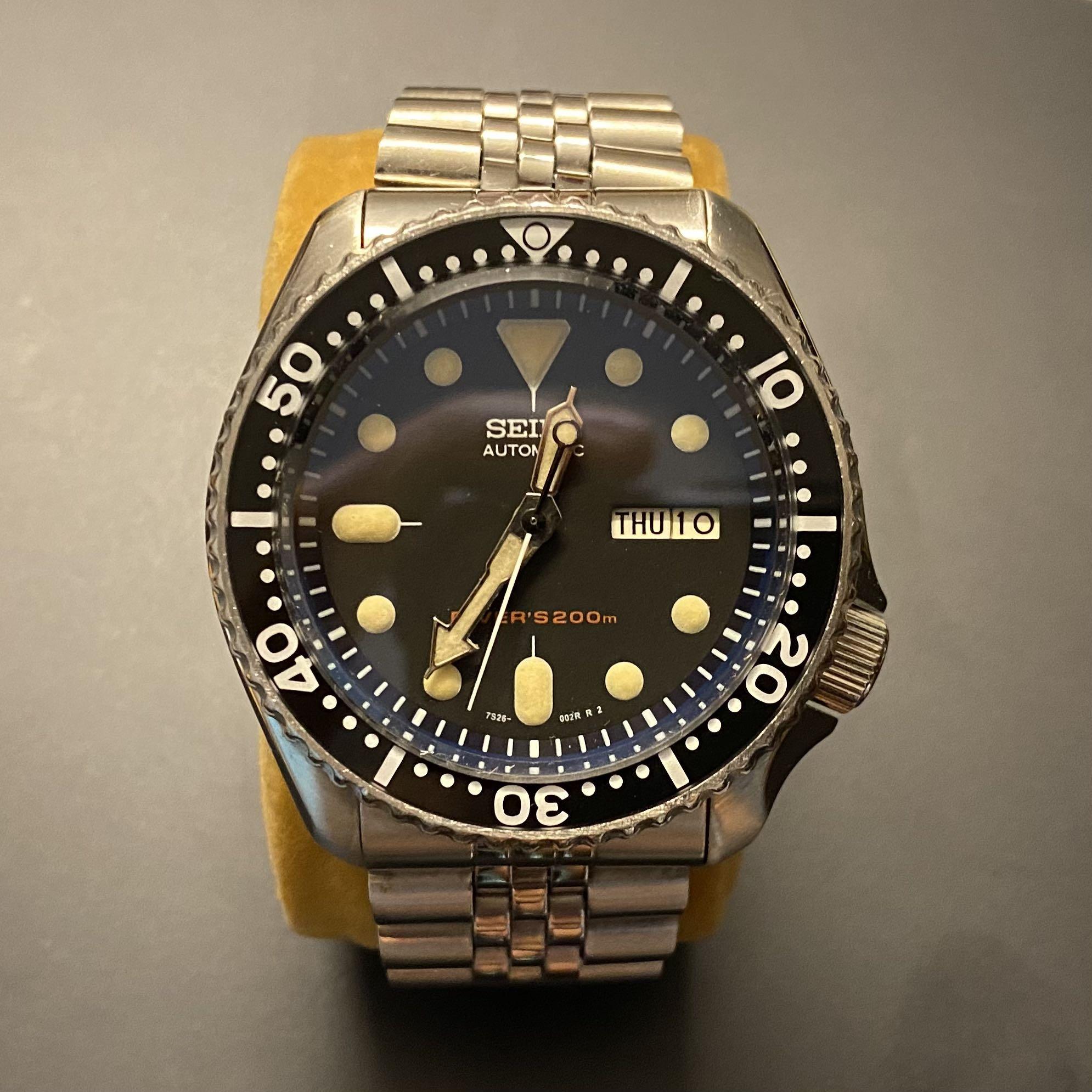 Seiko SKX007 (Patina hands and Dial), Men's Fashion, Watches & Accessories,  Watches on Carousell