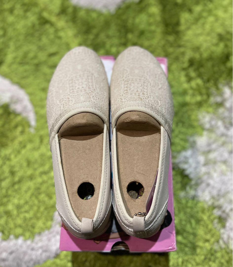 Skechers women's tie shoes online