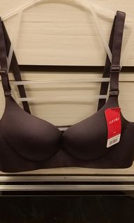 (Category: ) located in . Submitted by rosi_a. (Listing ID 1095577668, Image 1). Description: .