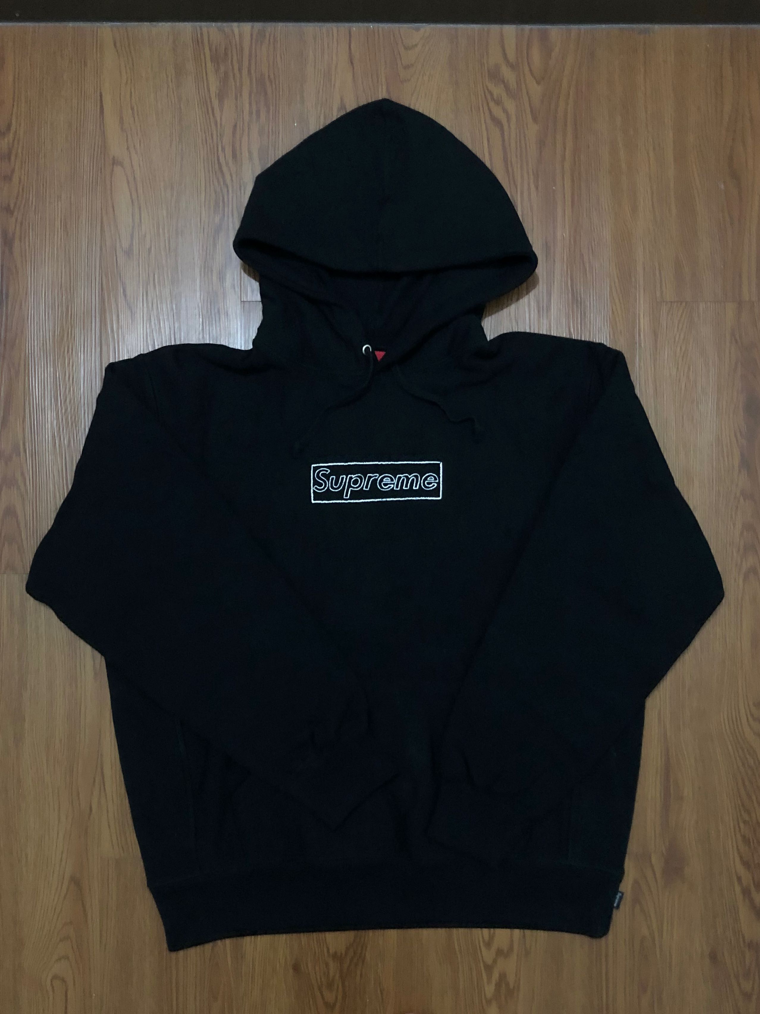 Supreme kaws best sale box logo hoodie