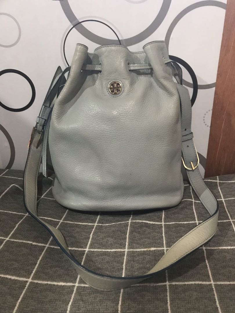 tory burch brody bag