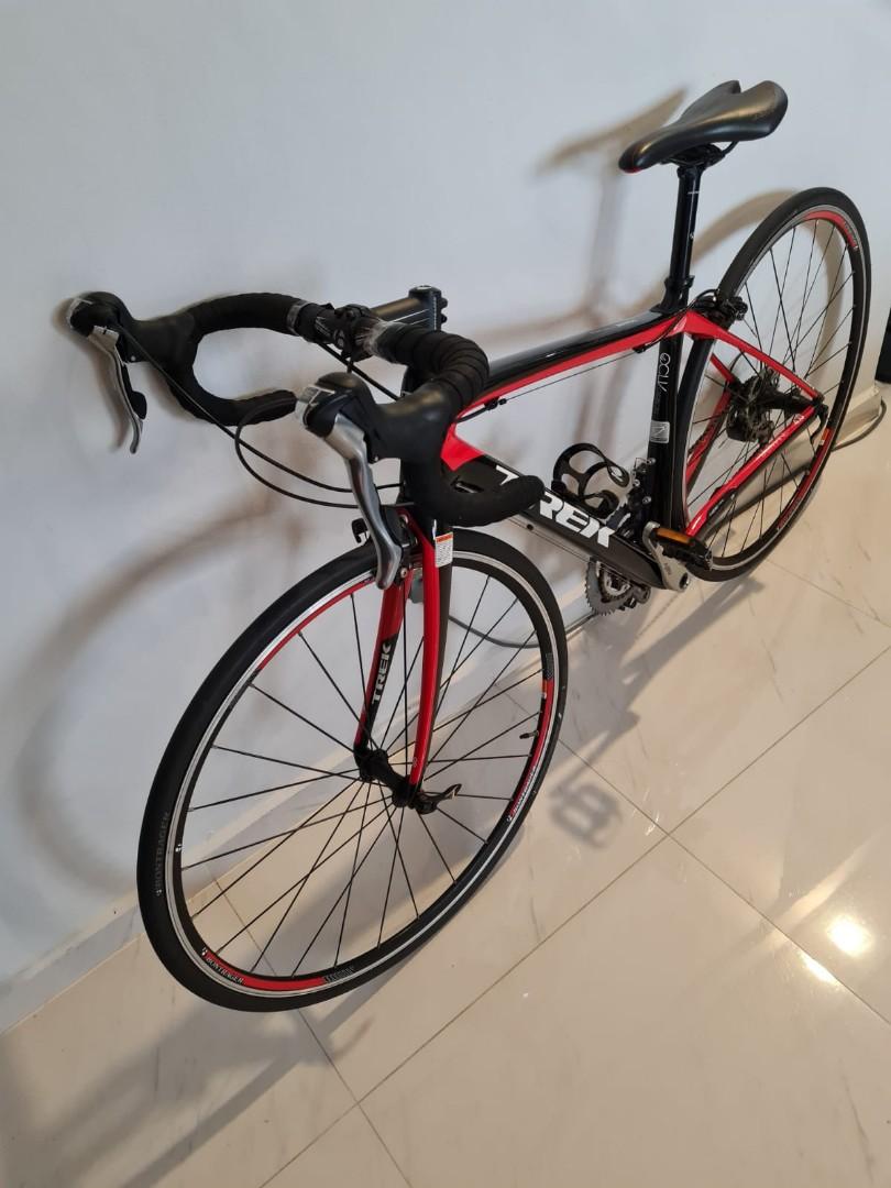 Trek Domane S4 road bike, Sports 