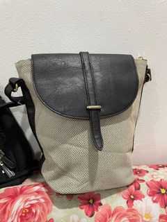 (Category: ) located in . Submitted by kepuput (Listing ID 1095501127, Image 1). Description: .