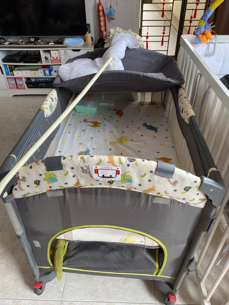 Valdera top baby cot